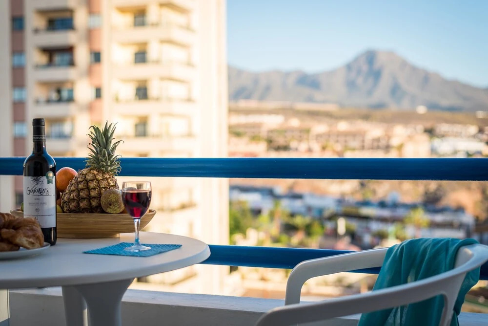 909 Panoramic Studio, Ocean View