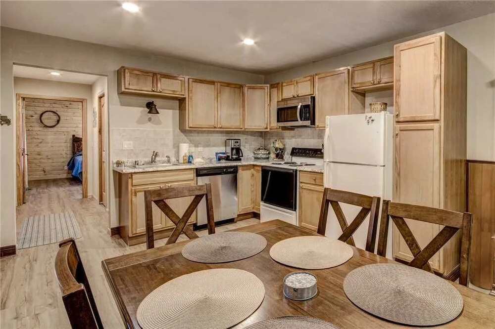 Worth the Wait, 3 Bedrooms, Gas Grill, Air Conditioning, WiFi, Sleeps 6