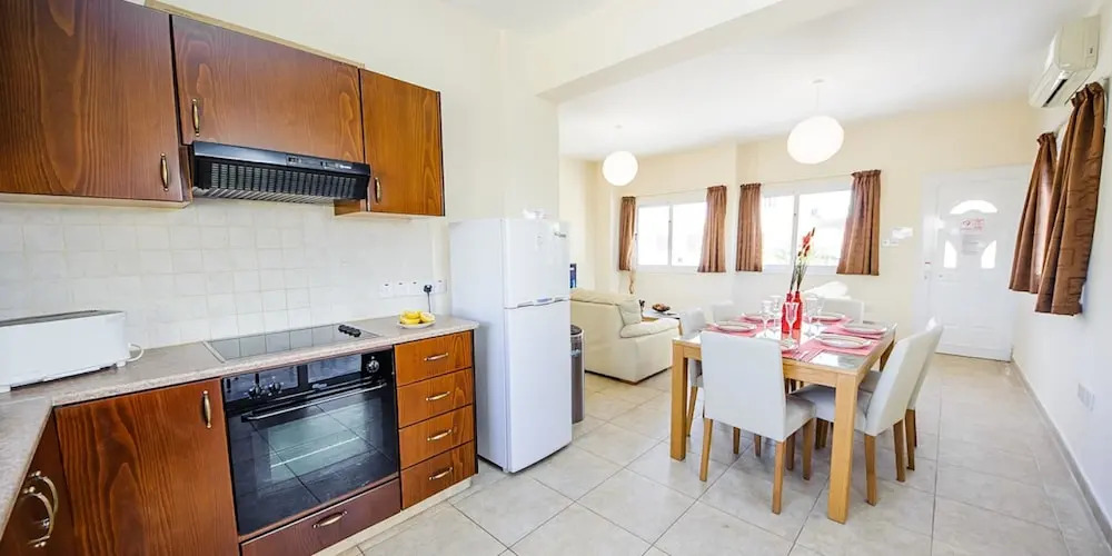 Rent Private Villa 040