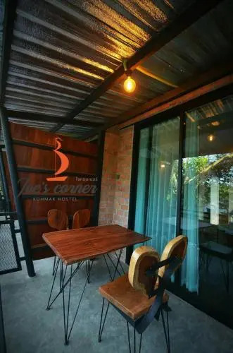 Joe's Corner Kohmak