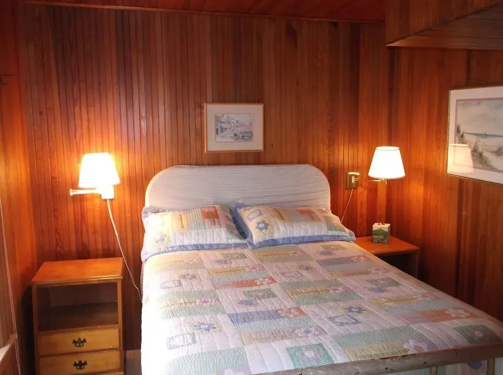 Cozy Cottage by the Sea - Y672