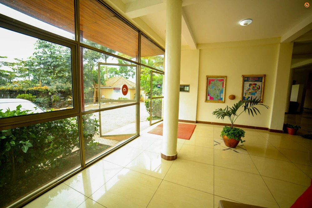Lakefront Hotel Entebbe