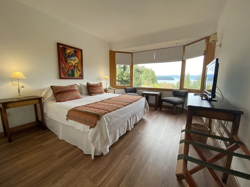 Hosteria Puertas Del Sol by Visionnaire
