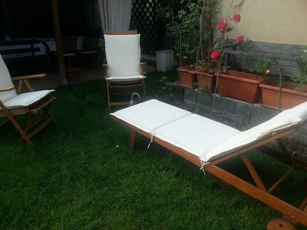 Monteceneri 9 B&b