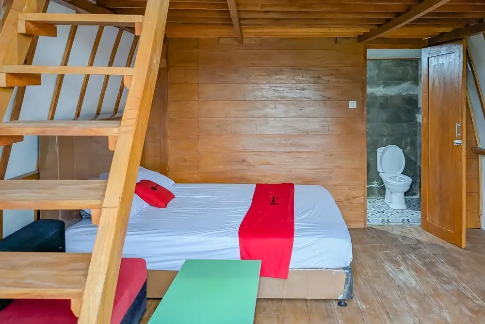 RedDoorz Resort at Ciater 3