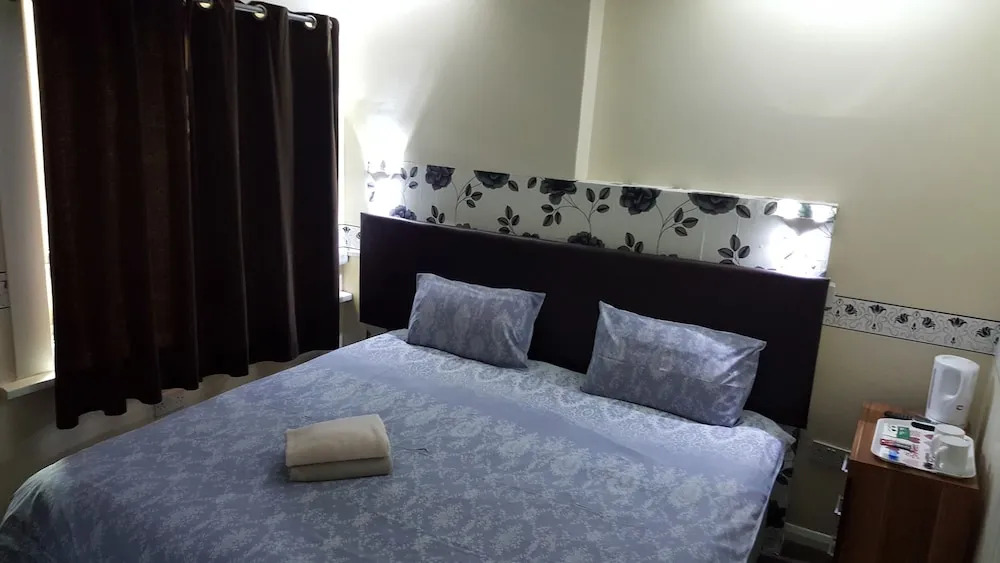 Portsmouth Inns