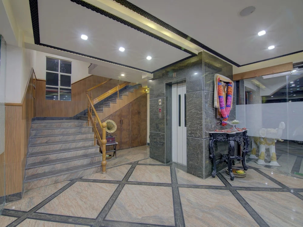 Hotel Venkatesh Regency