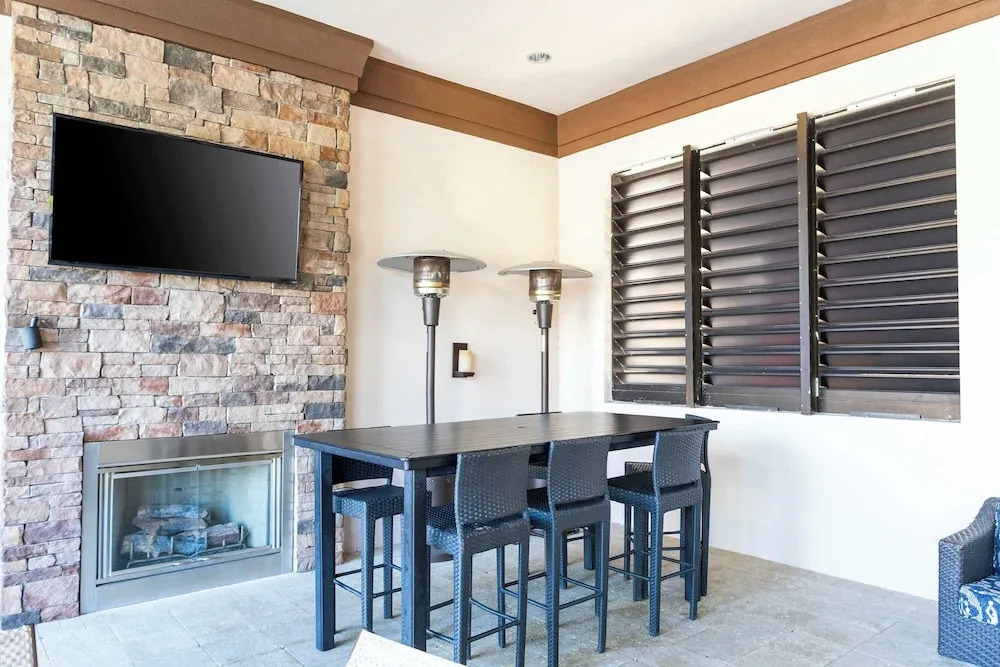 7643 Beautiful 6-bedroom Family Home With Private Pool Near Disney World