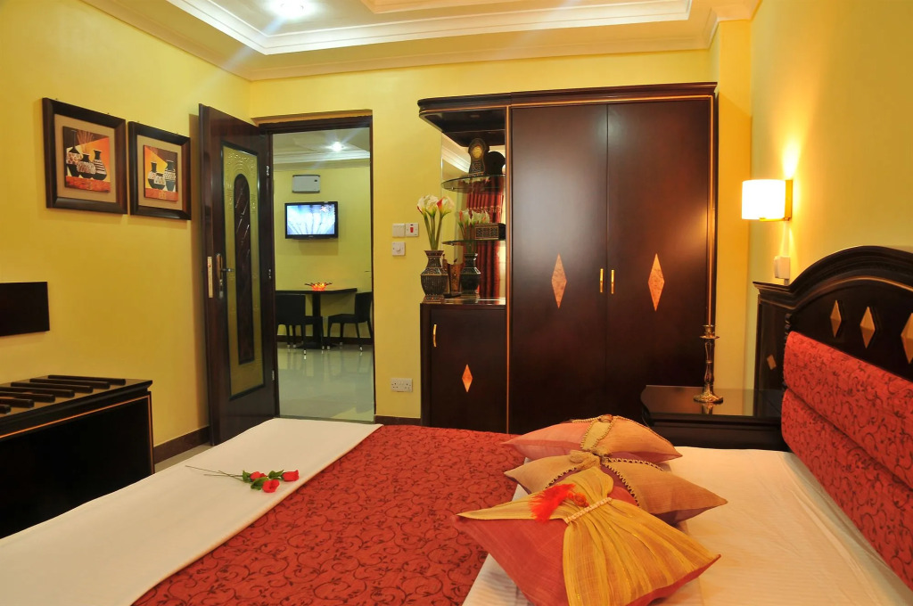 Urban Rose Hotel & Apartments