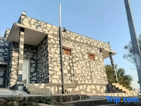 Hariyav Garh Villa