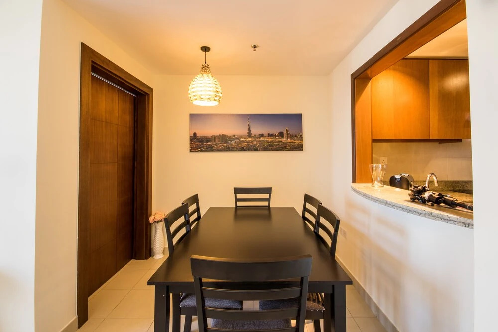 Private Room in Luxury Burj Vista Apartment with Burj Khalifa View