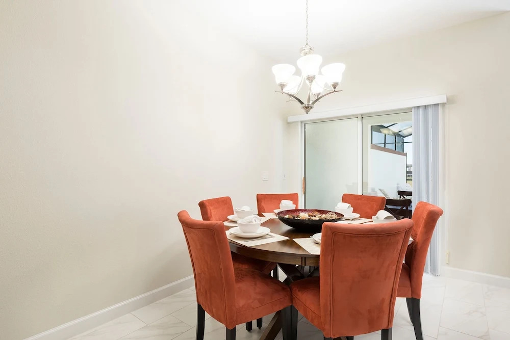 Lovely Vacation Townhouse with Private Pool SL3103