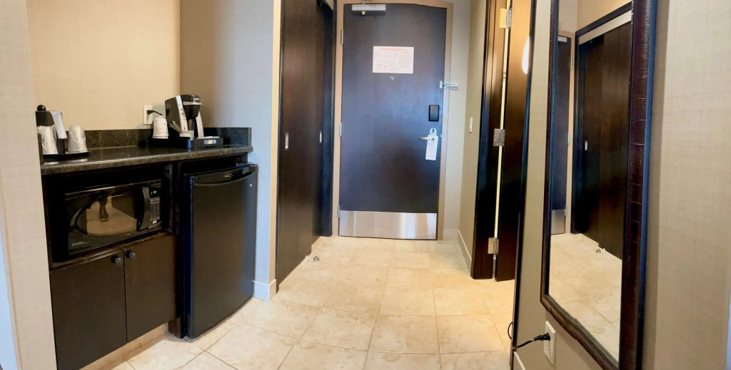 Best Western Plus Okotoks Inn & Suites