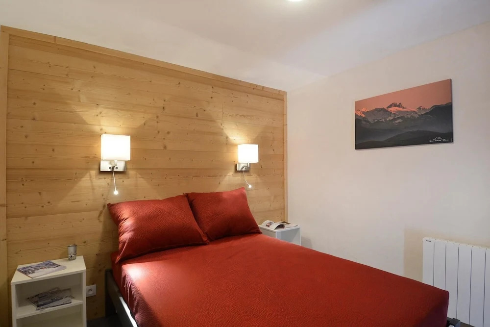 Residence Saintjacques Five-roomed Apartment for 11 People of 109 m2 S902