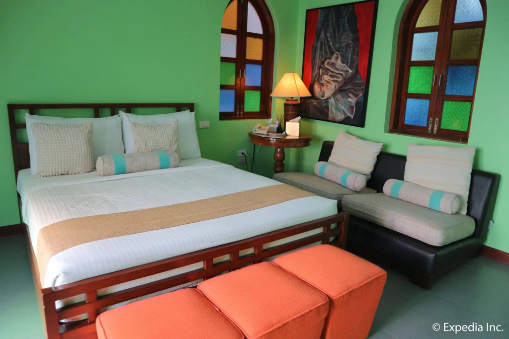 Villa Catalina Bora Family Room Resort