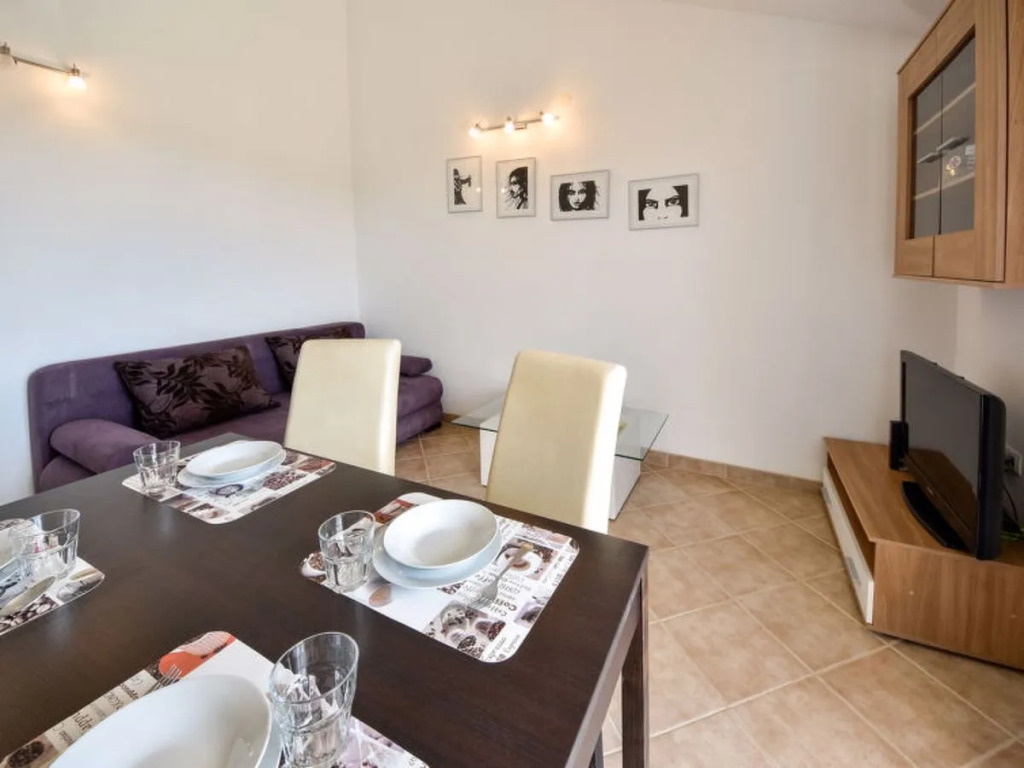 Apartment Milin Murter/Jezera 33994