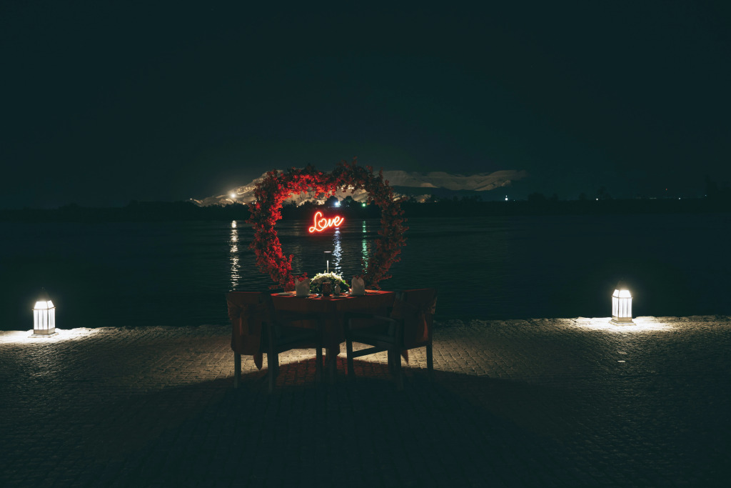 Hilton Luxor Resort & Spa