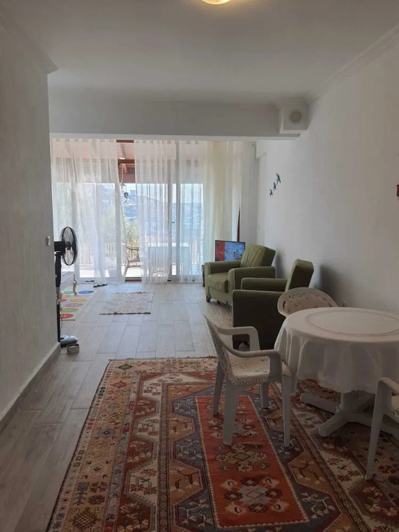 Sunset Dreamers, Captivating 1-bed Apartment