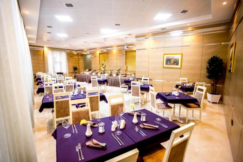 West Shine Hotel