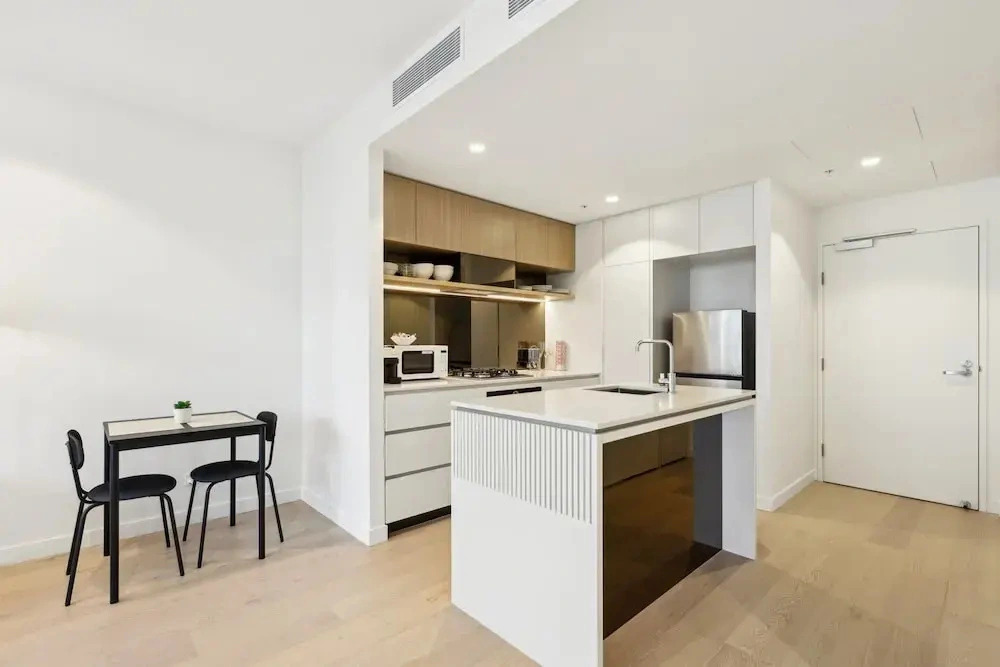Brisbane 1BR With Pool, Spa, Sauna and Balcony
