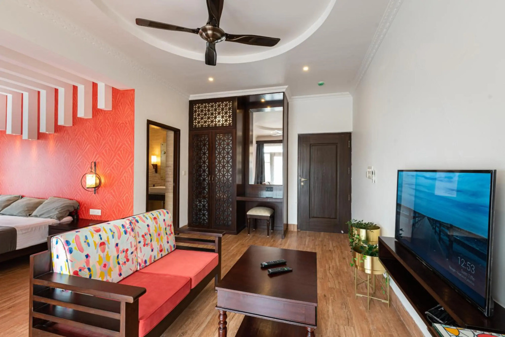 Luxurious Villa with Private Swimming Pool, Kids Pool, Games, Private Parking