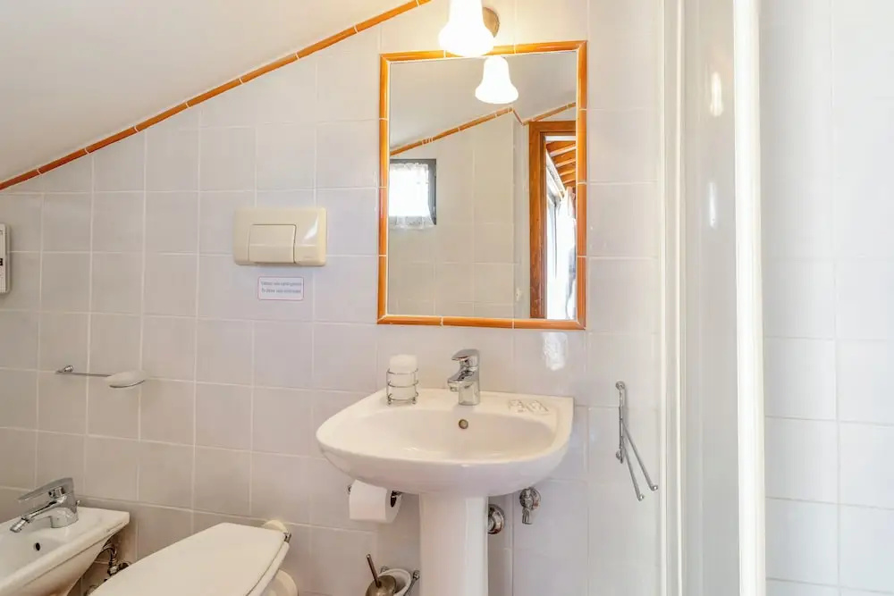ISA-Holiday-Home with swimming-pool in San Gimignano, apartments with air conditioning and private outdoor area