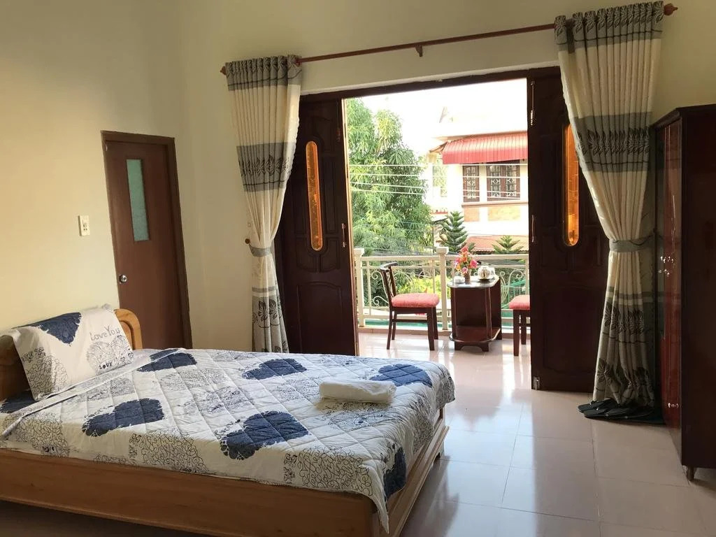 Hung Thanh Hotel