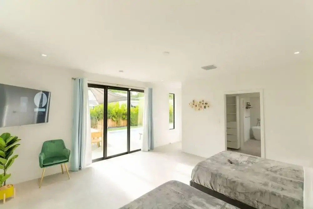 Villa Milan - Billiards Terrace w Grill Smart TV, Miami