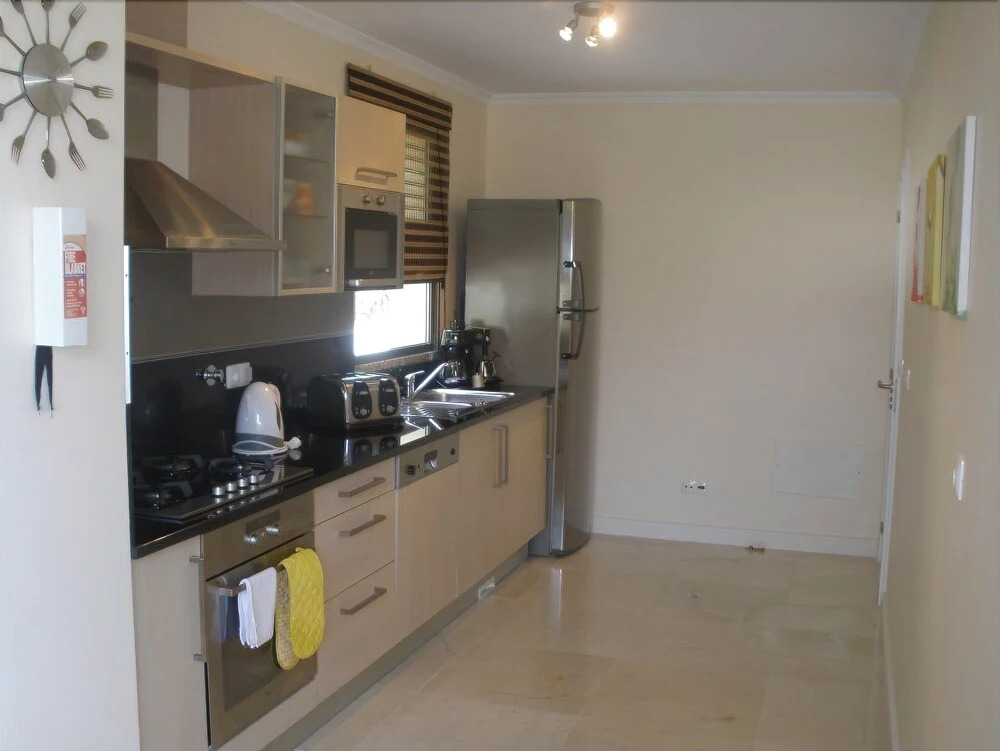 Plaza Bay Luxury Apartment with Swimming Pool