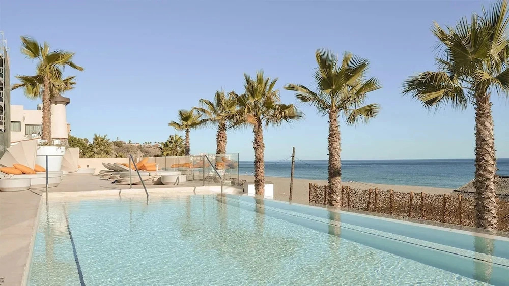 AS EXT Higueron South Beach 2 1 2-D