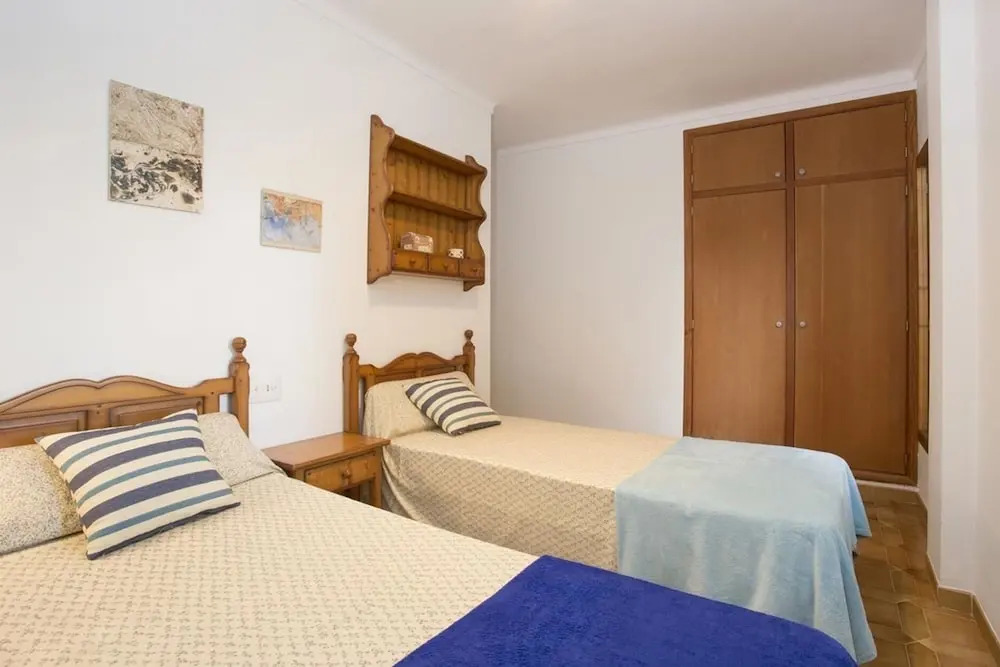 House - 3 Bedrooms - 103190