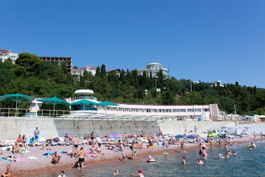 Морской Уголок