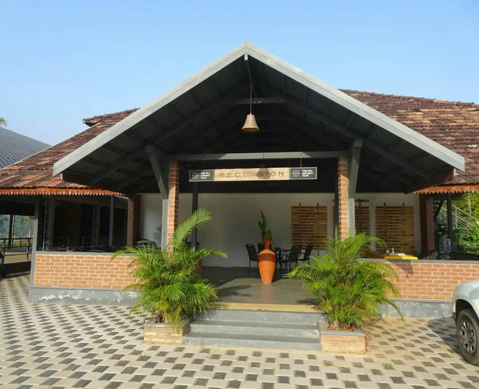 Monogram Resort