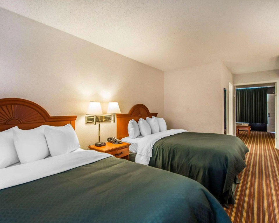 Quality Inn & Suites at Tropicana Field