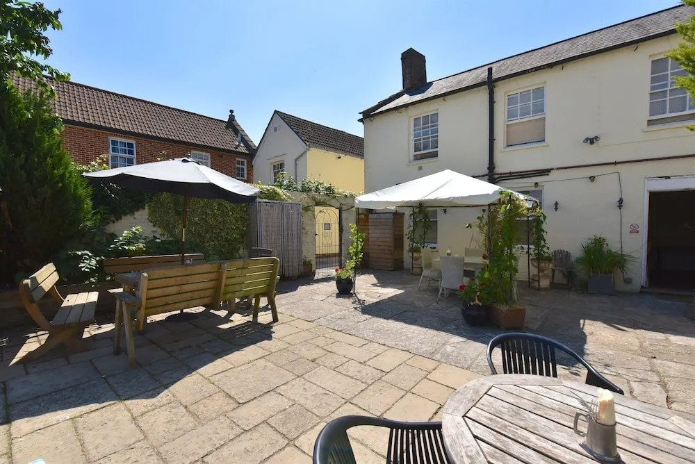 The Ilchester Arms Hotel, Ilchester Somerset