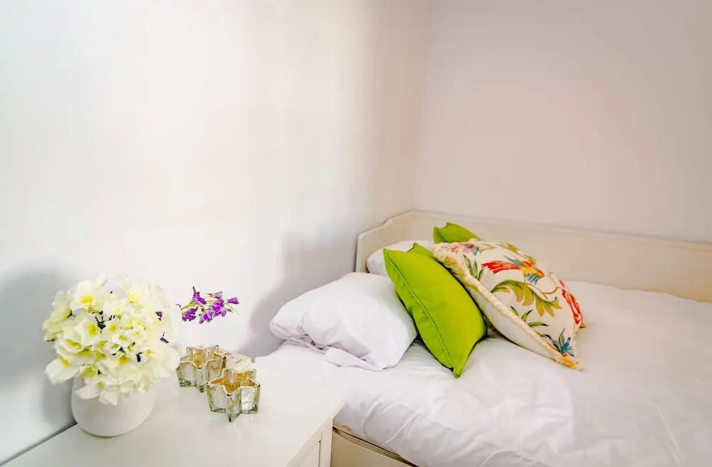 SAA2 Stunning 3 bedroom apt in Puerto Banus Roomservice