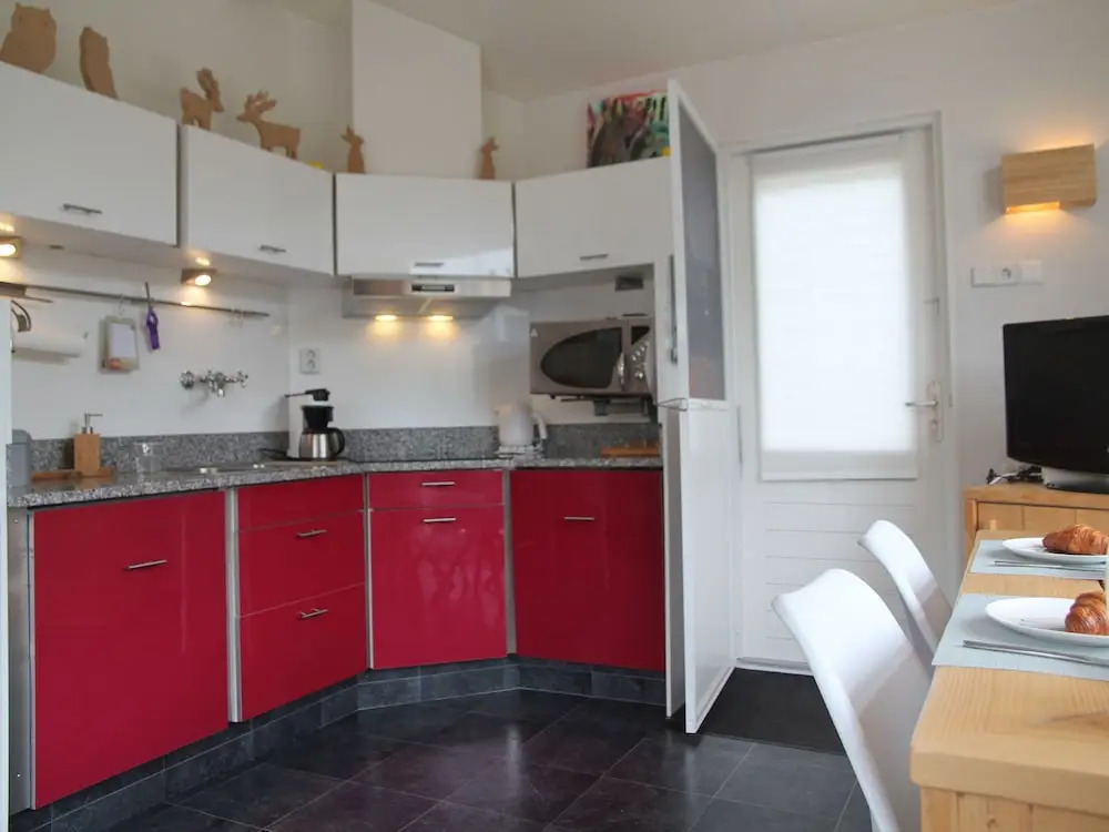 Home in Egmond aan den Hoef with Private Terrace and Garden