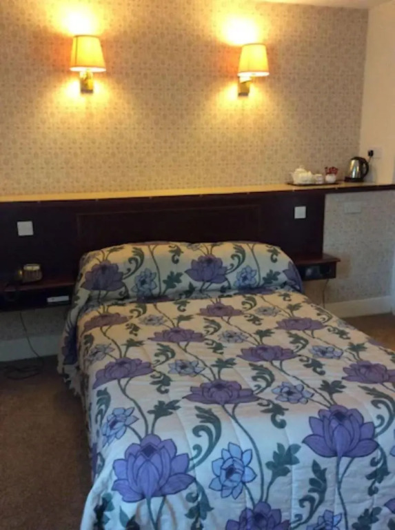 Mariners Hotel