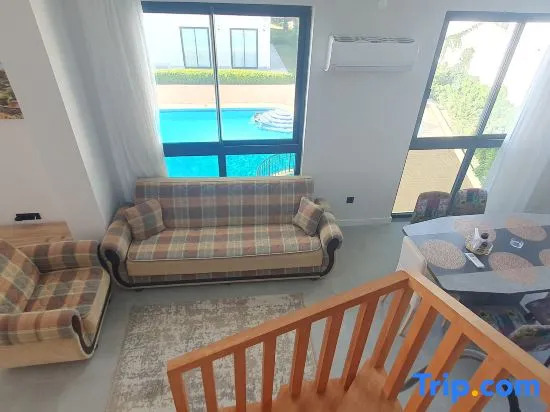 Dreamy luxury duplex villa with a special view and 300 meters of private garden