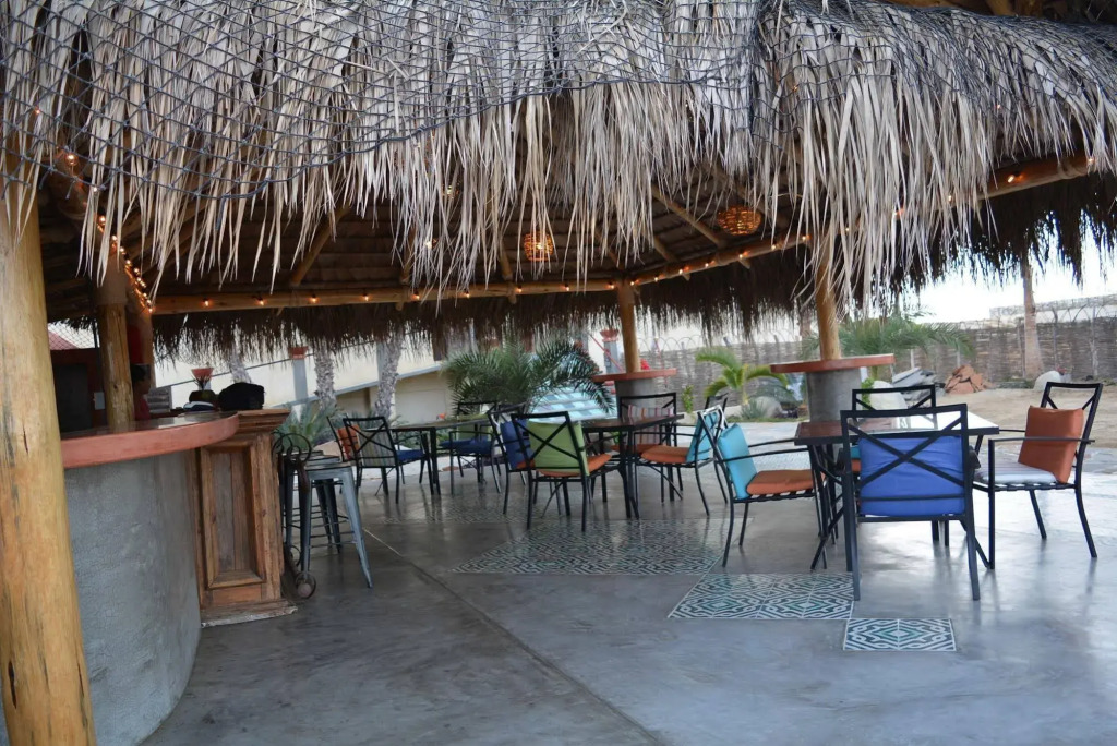 Tortugas Cerritos Beachfront Hotel