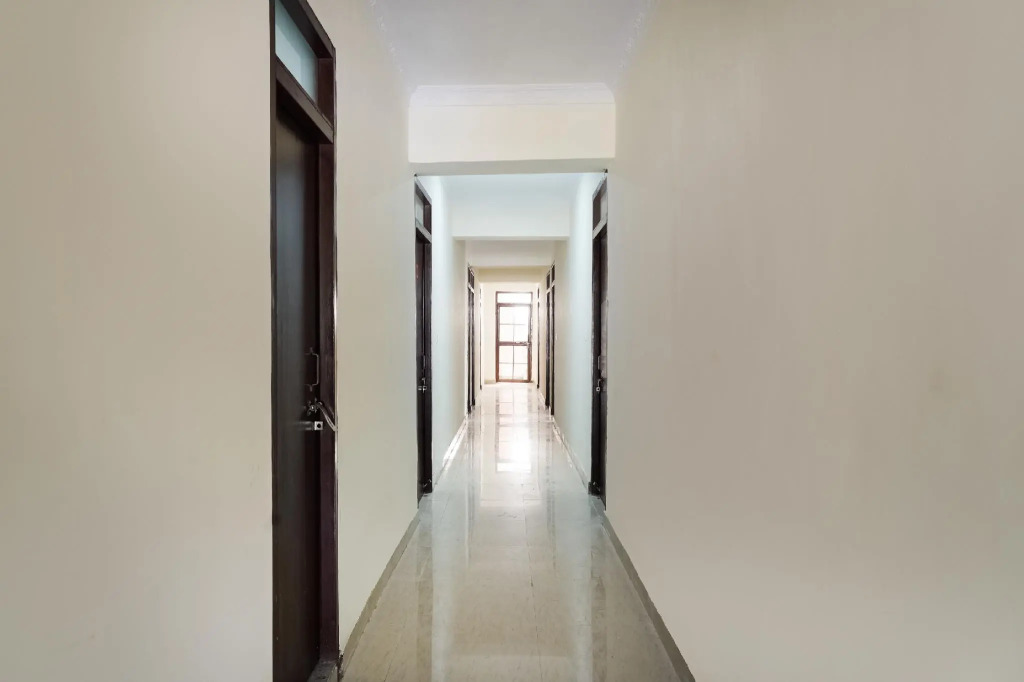 Collection O 62836 Hotel Mittal Tower