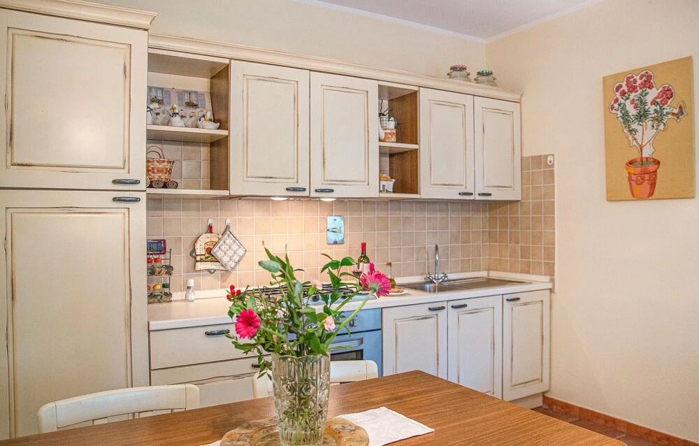 Stunning Home in Massa Marittima With Wifi and 6 Bedrooms