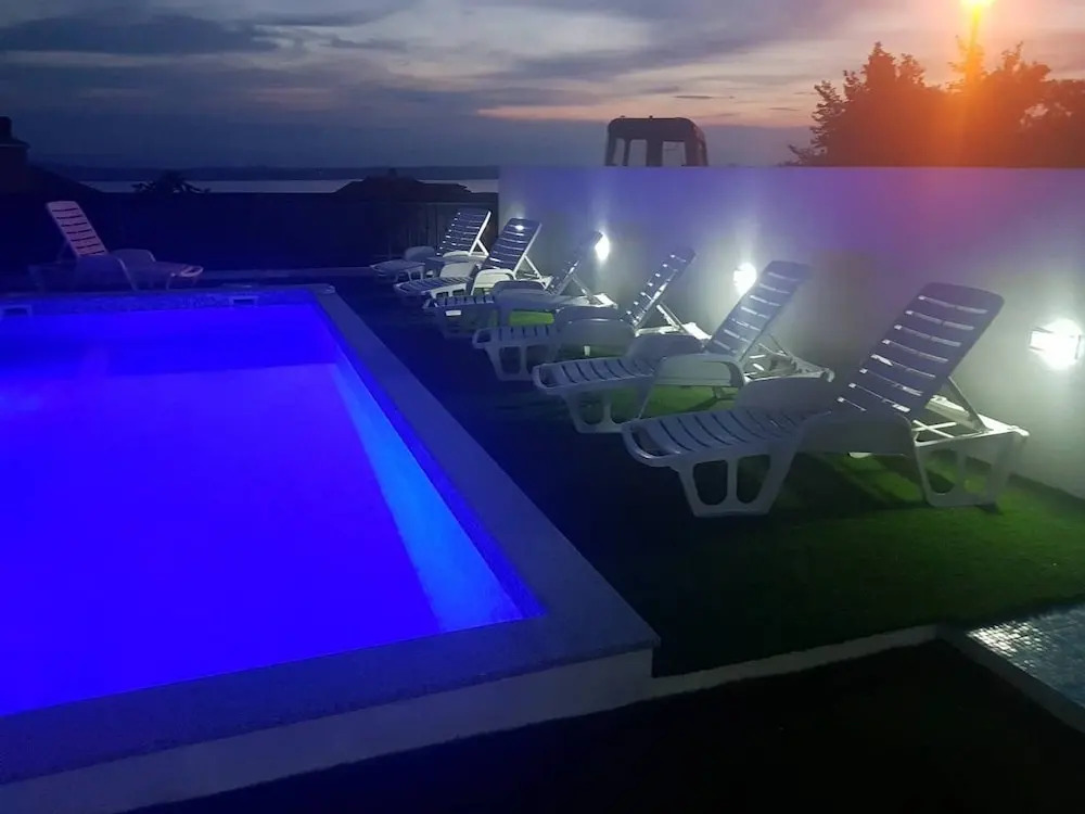 Apartments Baretić