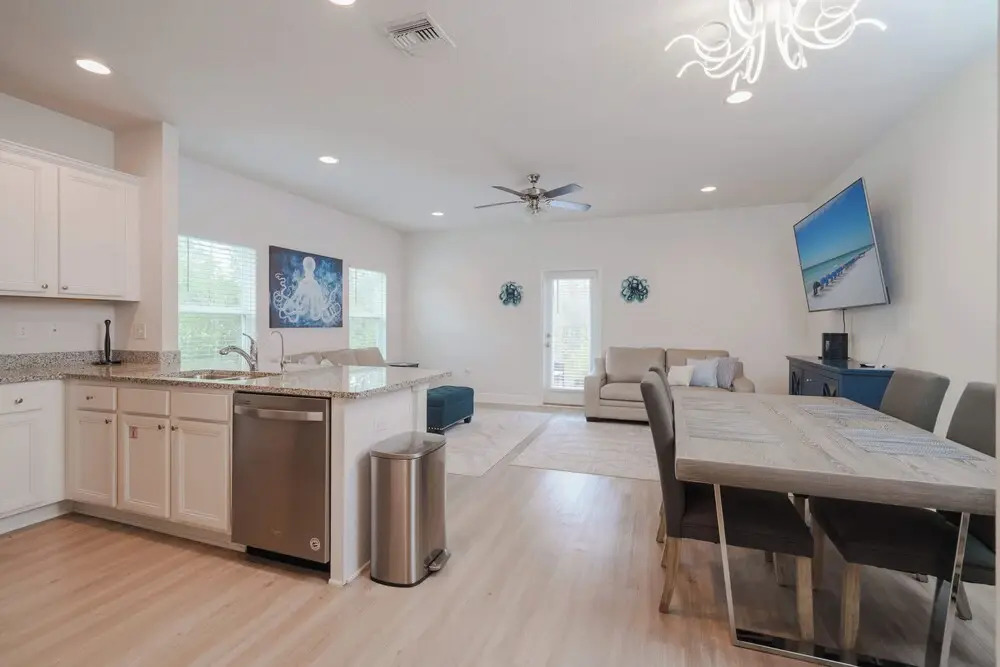 Beach Getaway Community Amenities!