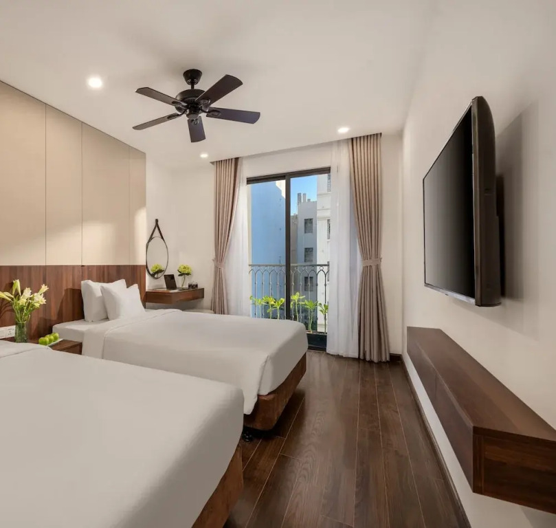 Zen Lotus Hotel & Apartment