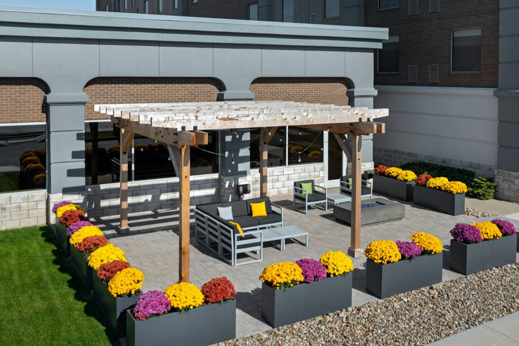 Hampton Inn & Suites Cleveland-Beachwood