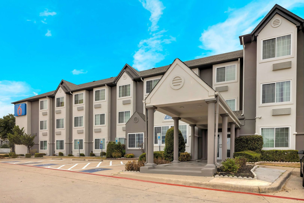 Motel 6-Fort Worth, TX - Burleson