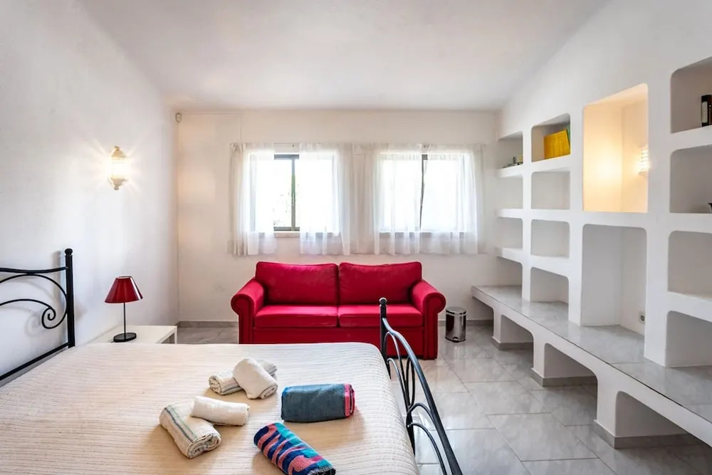 Joana Stunning Villa IS A 10 MIN Walk TO THE BEA