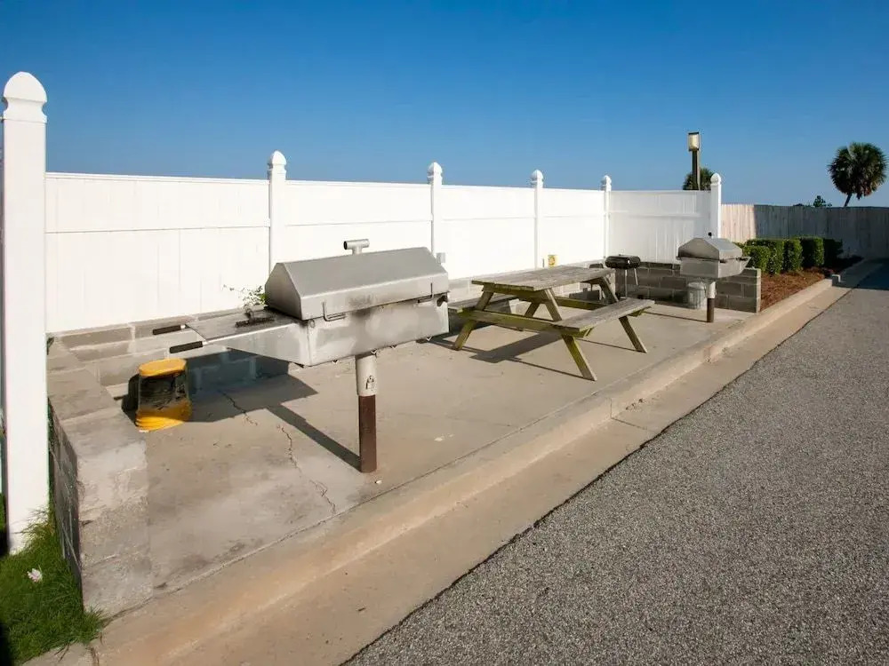 Grand Beach Condominiums #109 - 1 Br condo by RedAwning