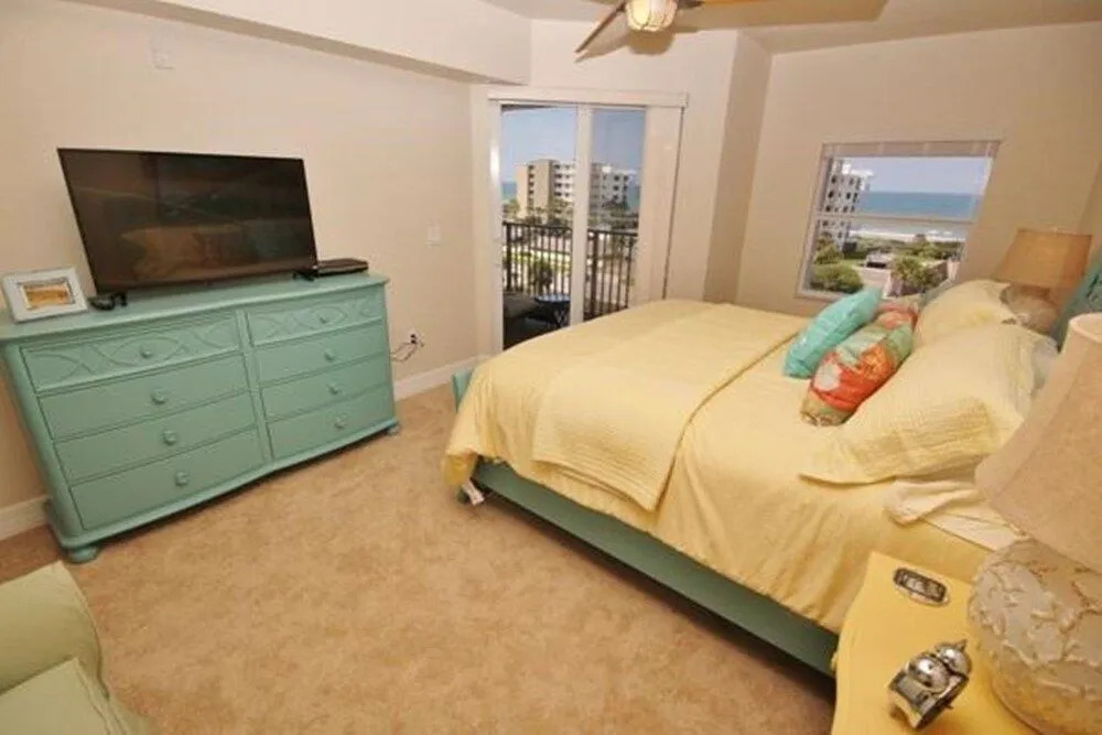 Oceanwalk 18-602 Apartment 3